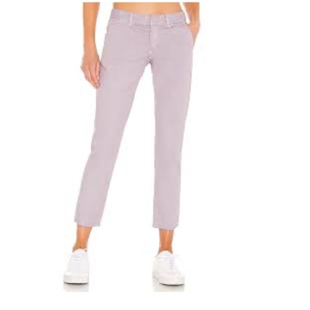 NILI LOTAN East Hampton Crop Pant 111/88
Frayed Hem in Lilac. Size 4. USA